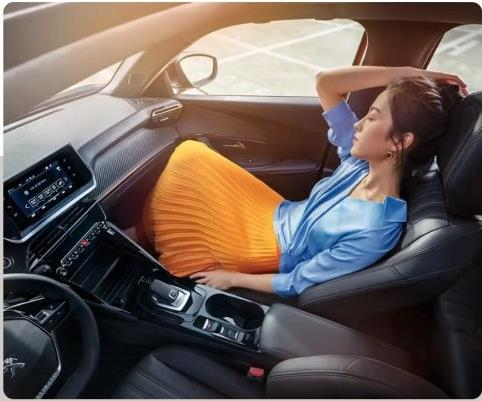 ?车内“炸弹”，，一定要小心这些隐形“杀手”